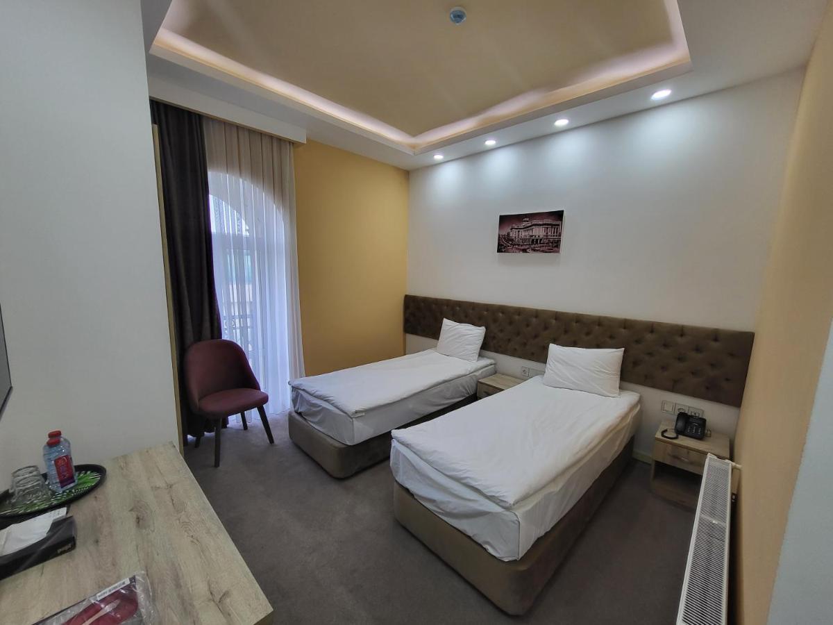 Baku Romantik Hotel Extérieur photo